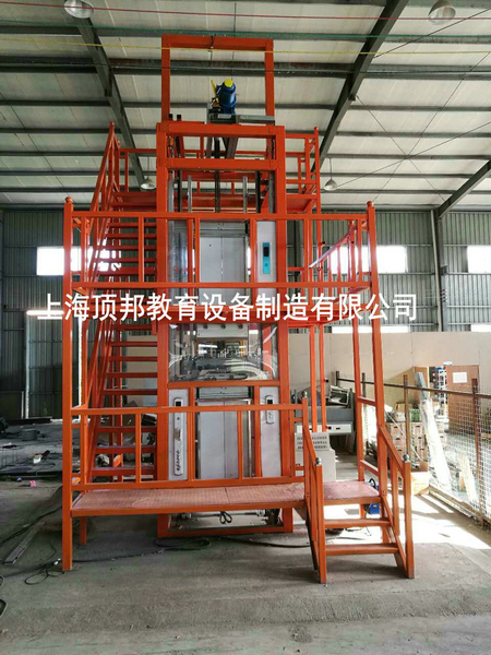 电梯安装维修与保养实训考核装置(图1) 电梯安装维修与保养实训考核装置